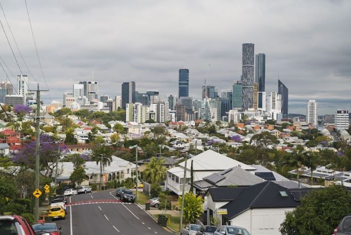 Brisbane's rental crisis shows no signs of easing